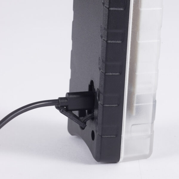 led-arrow-light-charging-roadflash